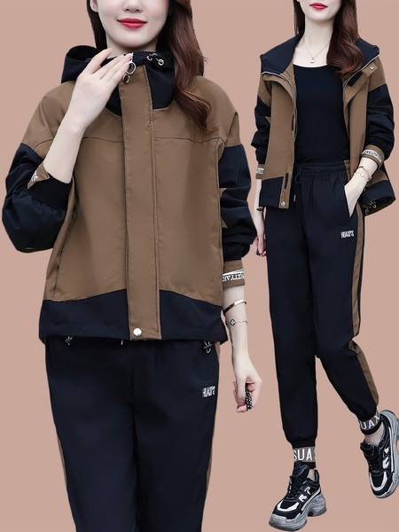 Rudens sieviešu divdaļīgs komplekts