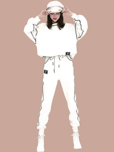 Γυναικεία φαρδιά φόρμα με στάμπα δύο τεμαχίων