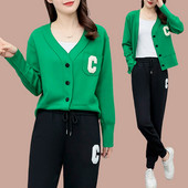 Női kétrészes gombos sportkészlet