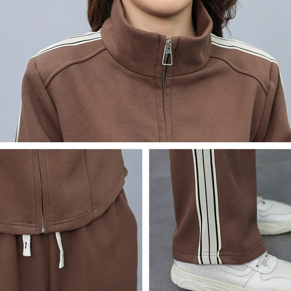 Sieviešu tērps ar kabatu divās krāsās