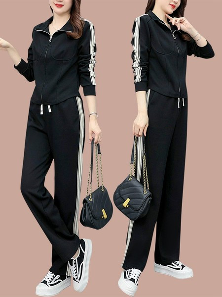 Γυναικεία αθλητική φόρμα με σωληνώσεις και φερμουάρ