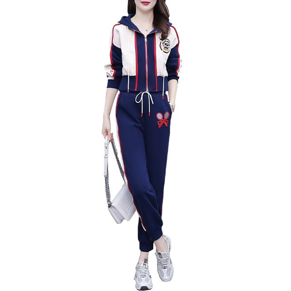 Γυναικείο αθλητικό σετ δύο τεμαχίων με κέντημα με κουκούλα και κορδόνια