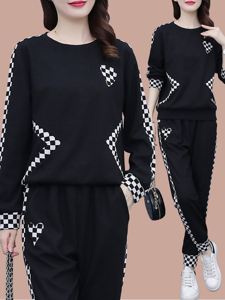 Alkalmi női blúz és nadrág szett - fekete színű