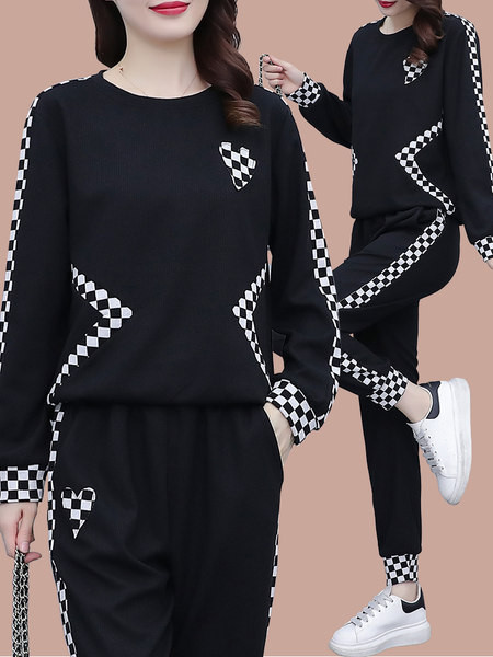 Alkalmi női blúz és nadrág szett - fekete színű