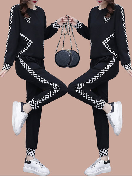 Alkalmi női blúz és nadrág szett - fekete színű