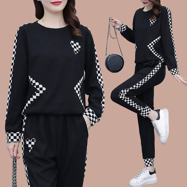 Sieviešu ikdienas apģērbs ar caurulēm