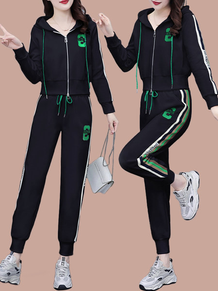 Modern sportcsapat - két részben