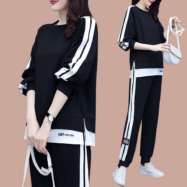 Ikdienas divdaļīgs komplekts - blūze un bikses ar caurulēm sievietēm