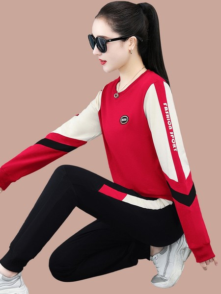 Ležerni ženski dvodijelni komplet - bluza i donji dio