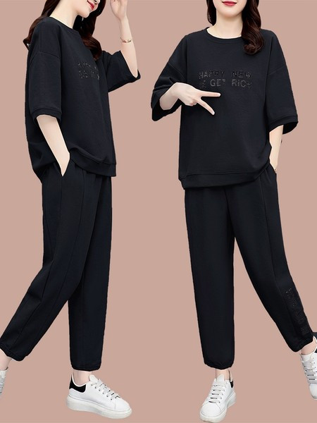 Φαρδιά αθλητικά σετ με  μανίκια 3/4  για γυναίκες