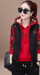 Sieviešu trīsdaļīgs komplekts ar uzrakstiem