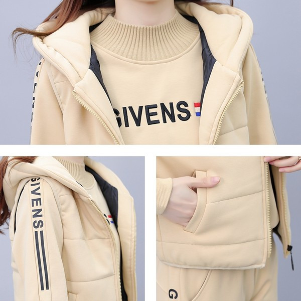 Sieviešu trīsdaļīgs komplekts ar uzrakstiem