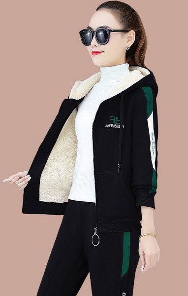 Sportisks sieviešu divdaļīgs treniņtērpa komplekts ar rāvējslēdzēju ar oderi