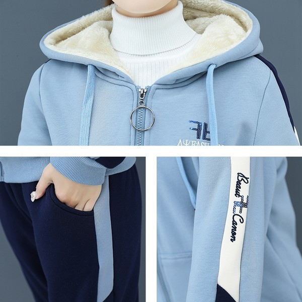 Sportisks sieviešu divdaļīgs treniņtērpa komplekts ar rāvējslēdzēju ar oderi