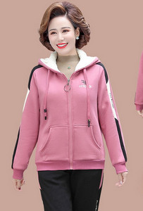 Ženska dvodijelna zimska kombinacija - dukserica s kapuljačom i donjim dijelom