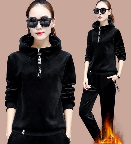 Sieviešu samta divdaļīgs komplekts