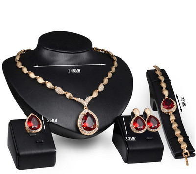 Модерен комплект от 4 части с декоративни камъни за жени