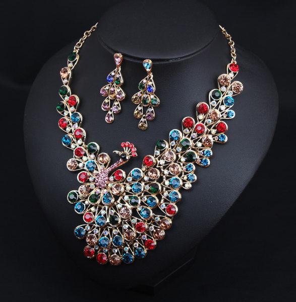 Moderns sieviešu komplekts ar krāsainiem akmeņiem