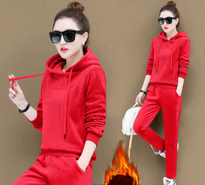 Női sportbársony ruha