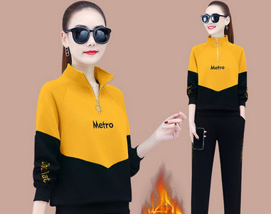 Női sportbársony ruha