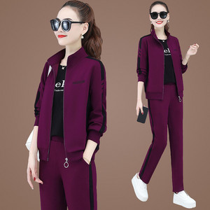 Moteriškas trijų dalių komplektas su užtrauktuku