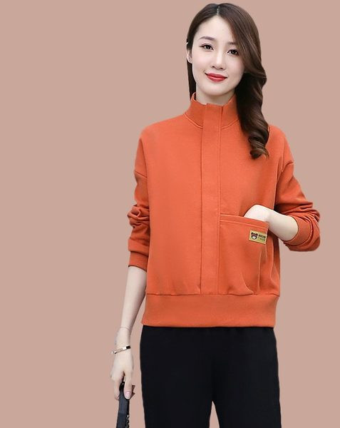 Női alkalmi kétrészes tréningruha zsebbel