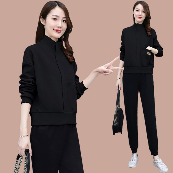 Női alkalmi kétrészes tréningruha zsebbel