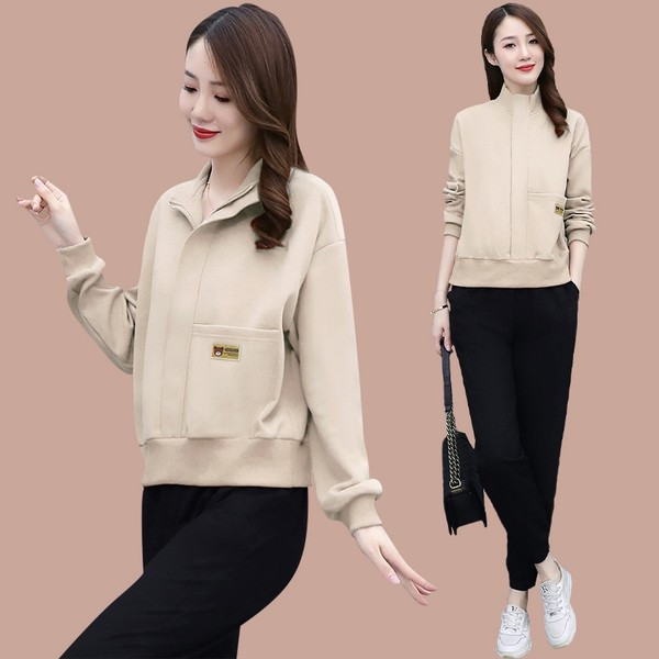 Női alkalmi kétrészes tréningruha zsebbel