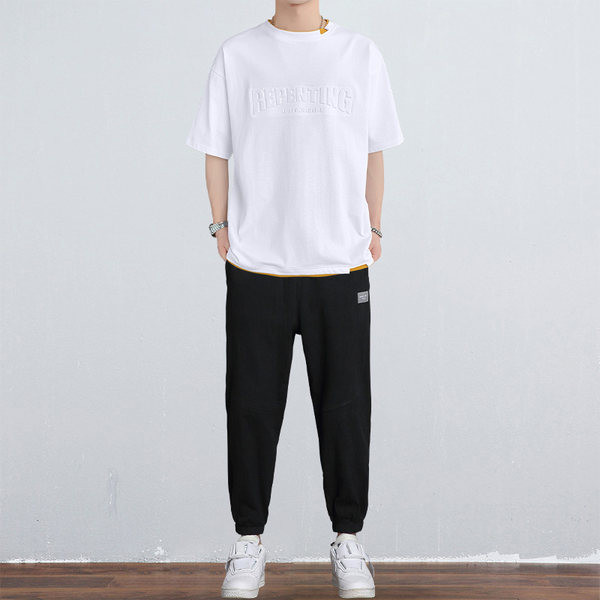 Divdaļīgs vīriešu treniņtērps