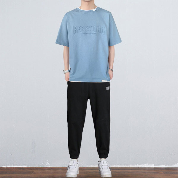 Divdaļīgs vīriešu treniņtērps