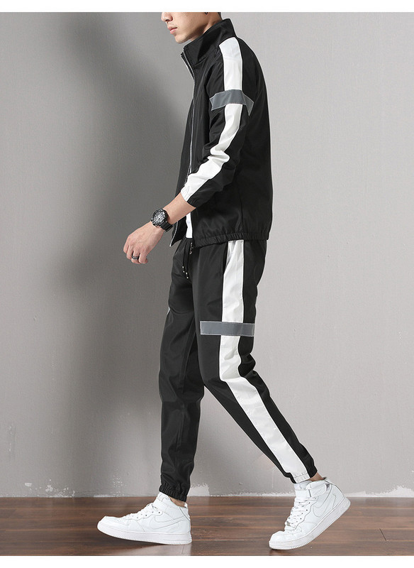 Vīriešu trīsdaļīgs sporta tērps, kas piemērots ikdienas lietošanai