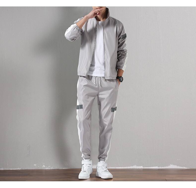 Vīriešu trīsdaļīgs sporta tērps, kas piemērots ikdienas lietošanai