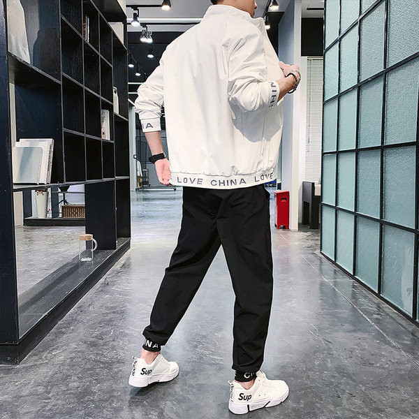 Őszi férfi kétrészes ruha - fehér és fekete színben