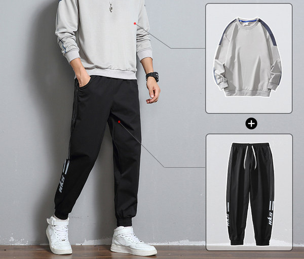 Ανδρικό αθλητικό σετ με οβάλ λαιμόκοψη και επιγραφή