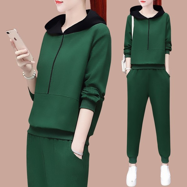 Sieviešu kapuci četrās krāsās