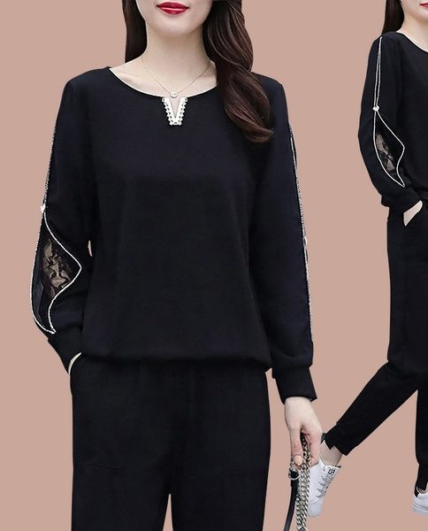 Divdaļīgs sieviešu treniņtērps