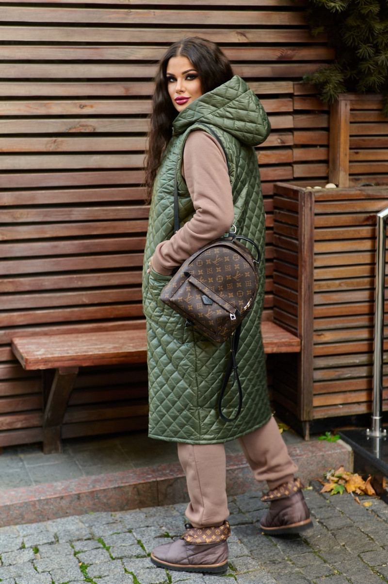 Елек от шушляк с качулка