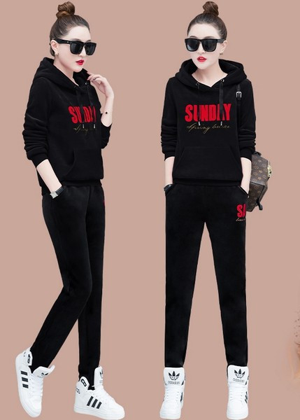 Moterų komanda su spauda ir kišene