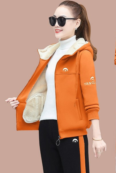 Divdaļīgs rudens-ziemas sporta tērps