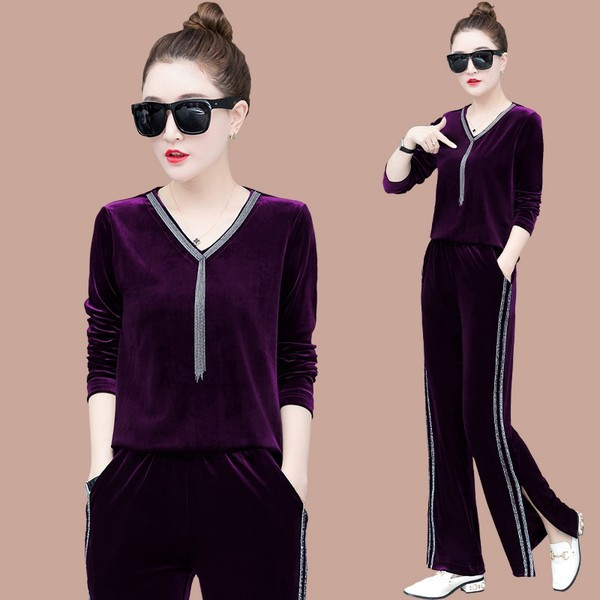 Γυναικεία βελούδινη μπλούζα και παντελόνι σετ με σκισίματα