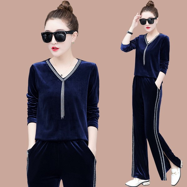 Jauna modeļa sieviešu samta divdaļīgs komplekts