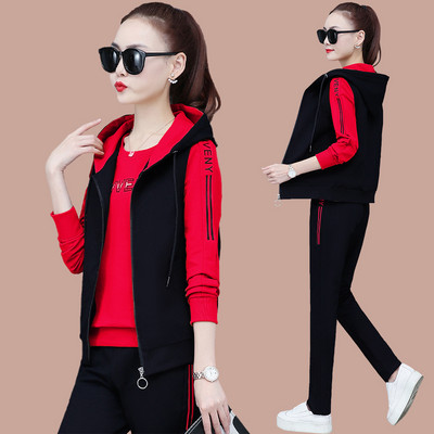 Γυναικείο casual αθλητικό σετ που αποτελείται από τρία μέρη