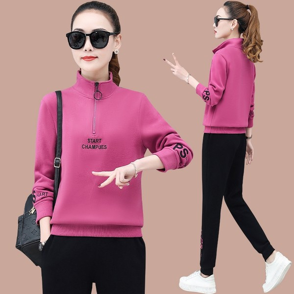 Sieviešu divdaļīgs komplekts ar rāvējslēdzēju un kabatu