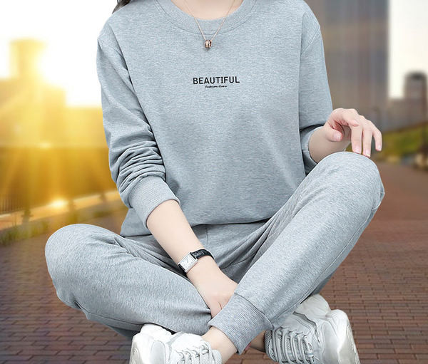 Sieviešu ikdienas vienkrāsains divdaļīgs komplekts ar apdruku