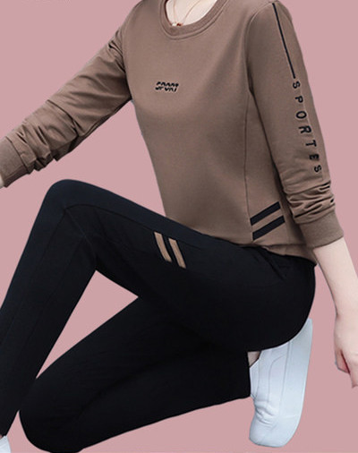 Γυναικεία μπλούζα και παντελόνι σετ - δύο μοντέλα