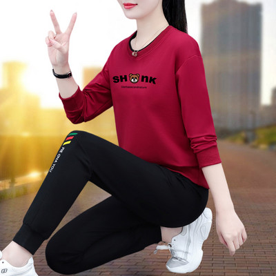 Női sportcsapat felirattal