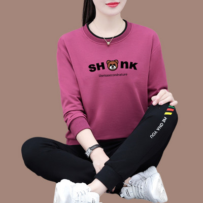 Női sportcsapat felirattal