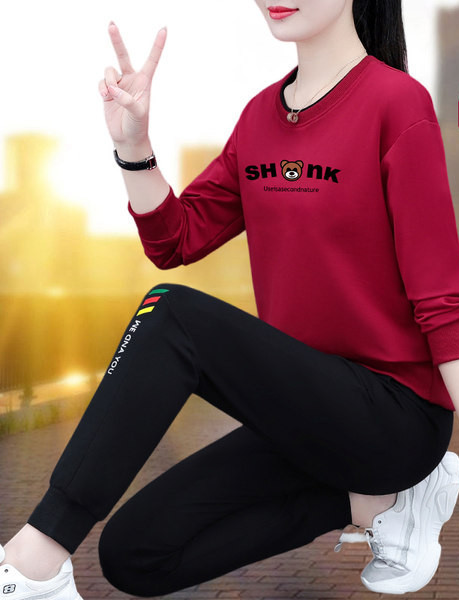 Női sportcsapat felirattal