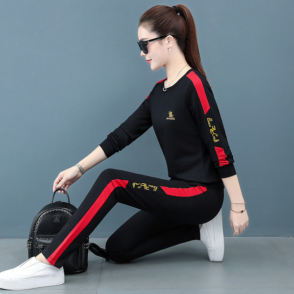 Γυναικείο casual σετ που αποτελείται από δύο μέρη