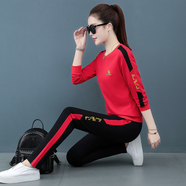 Γυναικείο casual σετ που αποτελείται από δύο μέρη